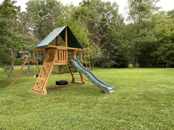 Play Set Assembly Service in Bend