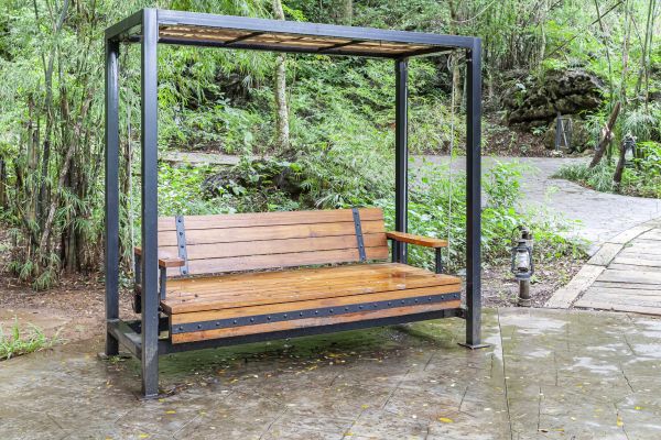 Arbor Swing Installation in Bend